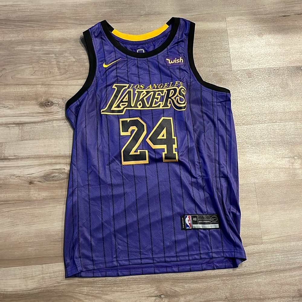Kobe Bryant alternate Mamaba jersey size M
